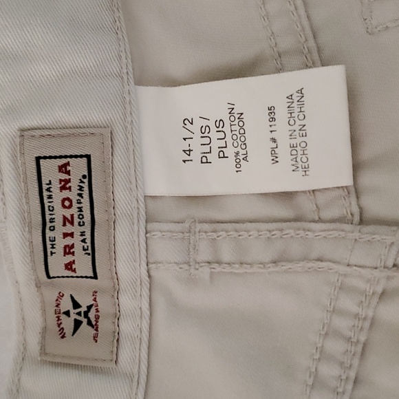 Shorts - Picture 3 of 3